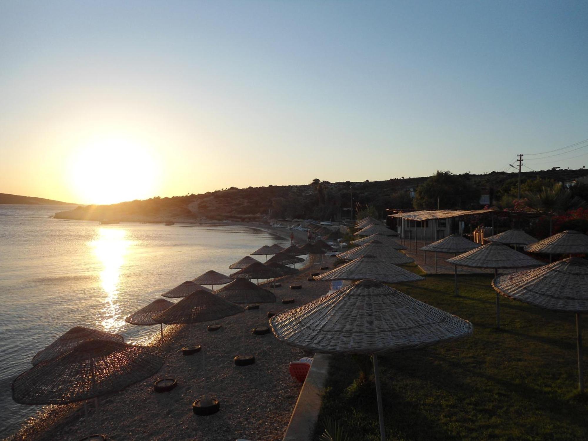 Teras Motel Foça Extérieur photo