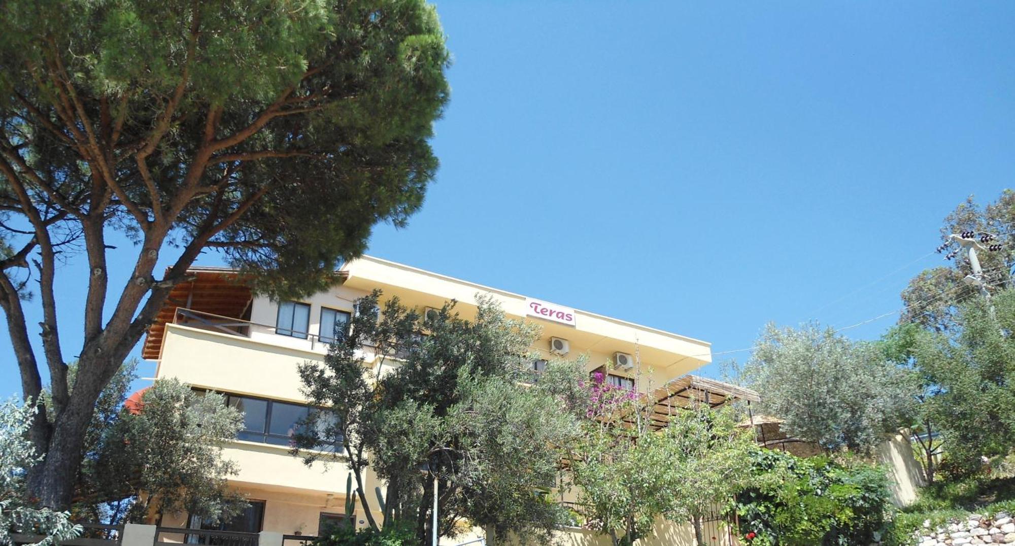 Teras Motel Foça Extérieur photo