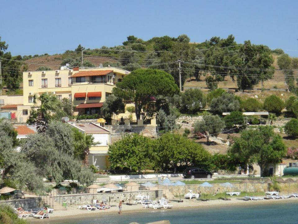 Teras Motel Foça Extérieur photo
