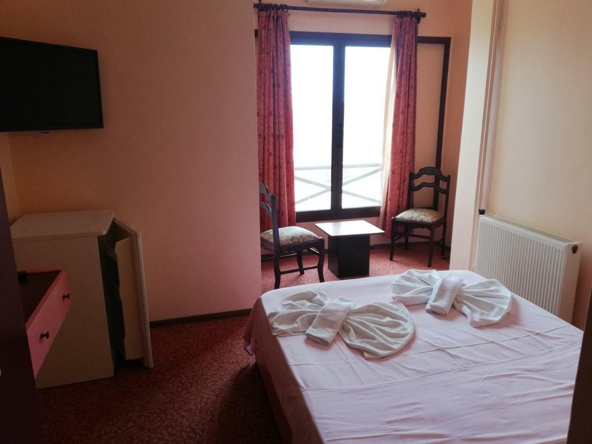 Teras Motel Foça Extérieur photo